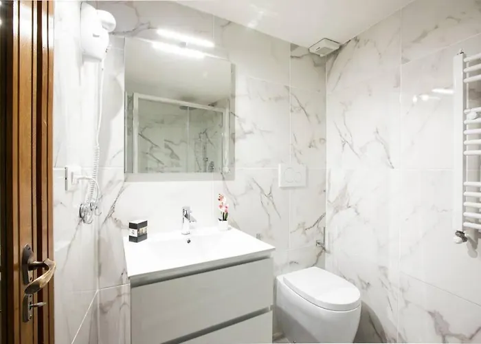 Unforgettable Split Level Jacuzzi Navona - Collection Apartamento *