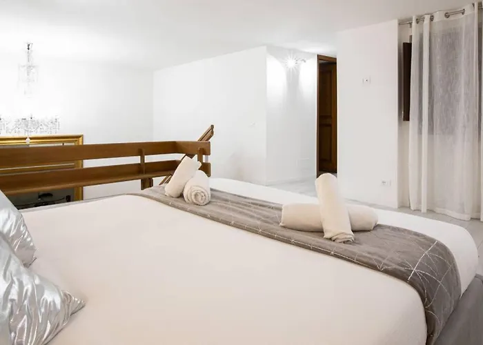 Unforgettable Split Level Jacuzzi Navona - Collection Roma